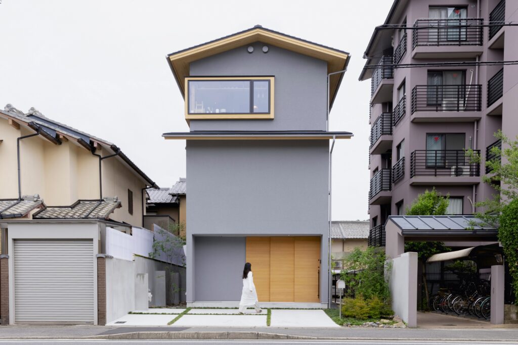 海外の有名建築サイトに『岩倉の家』を取り上げて頂きました。